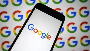 Google, Android'de Sideloading'i Kısıtlıyor: Kullanıcılar Tepkili!
